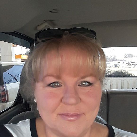 Meet your Posher, Sheila - Picture 1 of 1